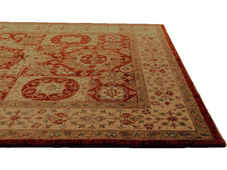 Detail image of 5' 6 x 8' Hand Knotted Mamluk Ziegler Rug