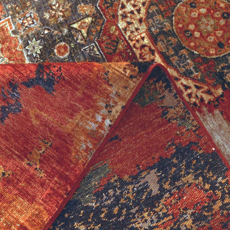 Detail image of 5' 9 x 7' 11 Hand Knotted Mamluk Ziegler Rug
