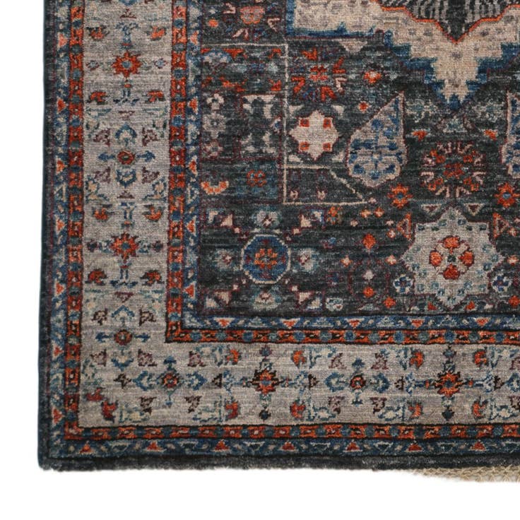 Detail image of 3' 5 x 4' 10 Hand Knotted Mamluk Ziegler Rug