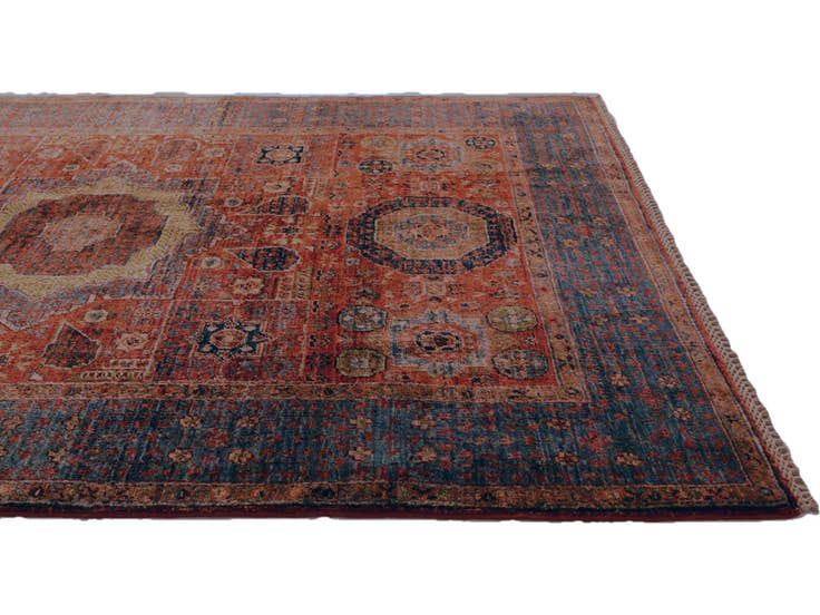 Detail image of 4' 4 x 6' Hand Knotted Mamluk Ziegler Rug