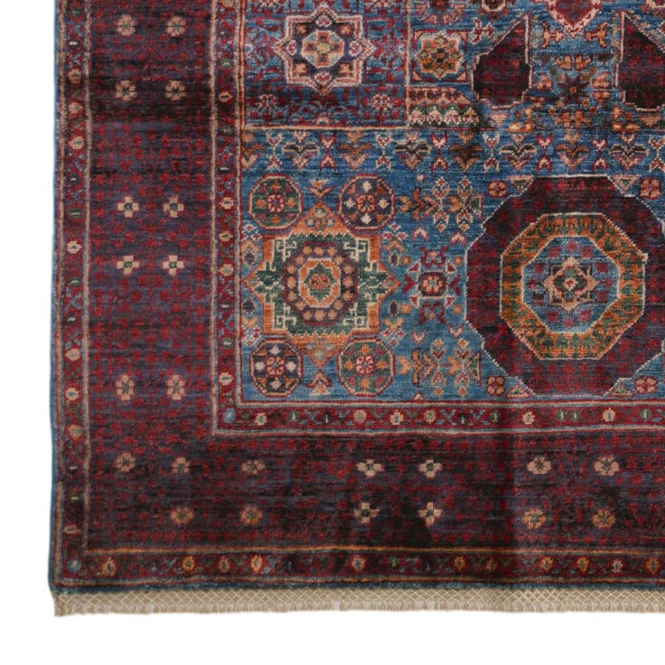 Detail image of 4' x 5' 10 Hand Knotted Mamluk Ziegler Rug