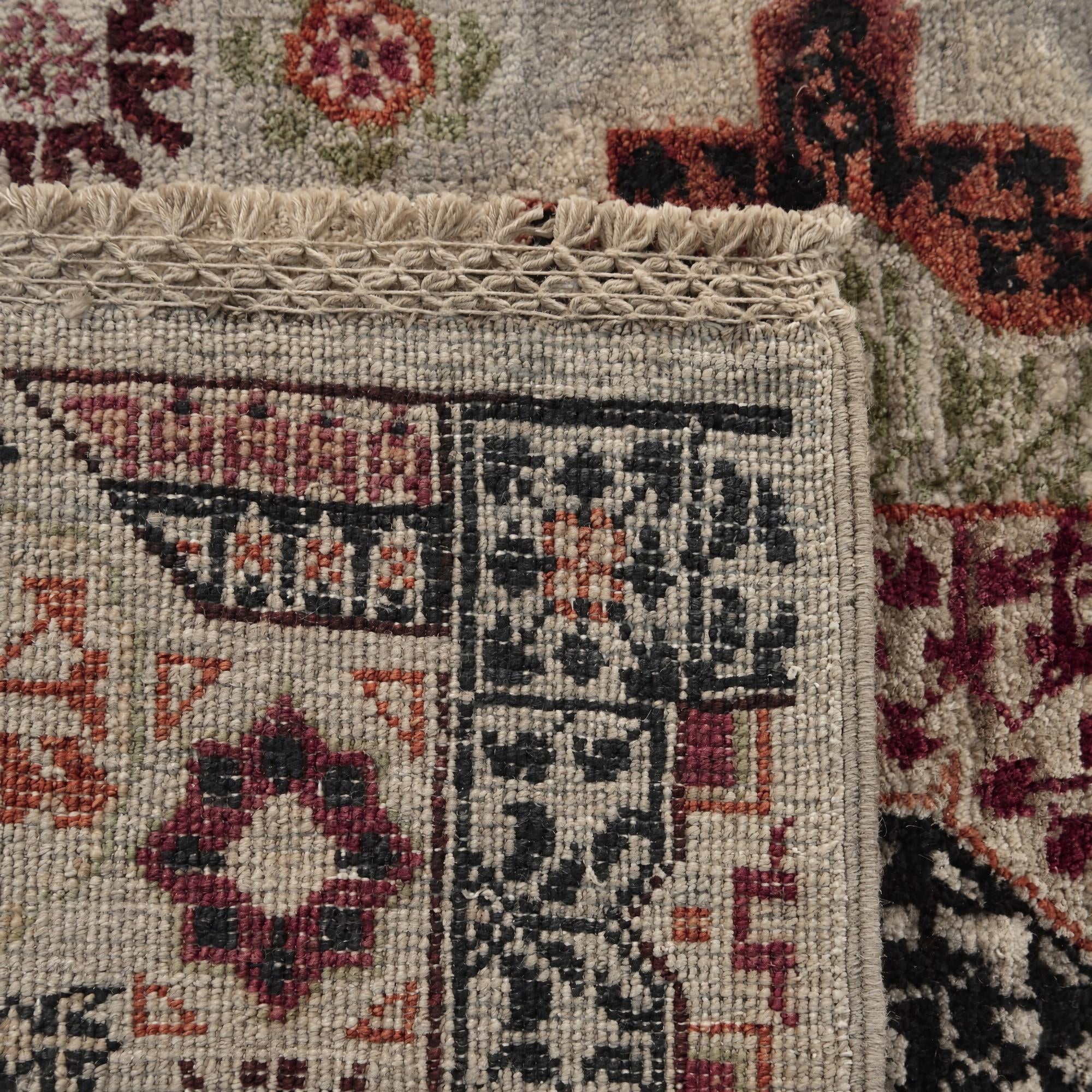 60cm x 90cm Hand Knotted Mamluk Ziegler Rug