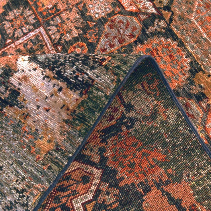 Detail image of 3' 3 x 5' 2 Hand Knotted Mamluk Ziegler Rug