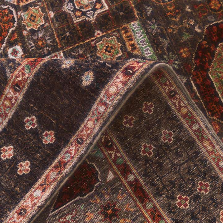 4' 1 x 5' 10 Hand Knotted Mamluk Ziegler Rug
