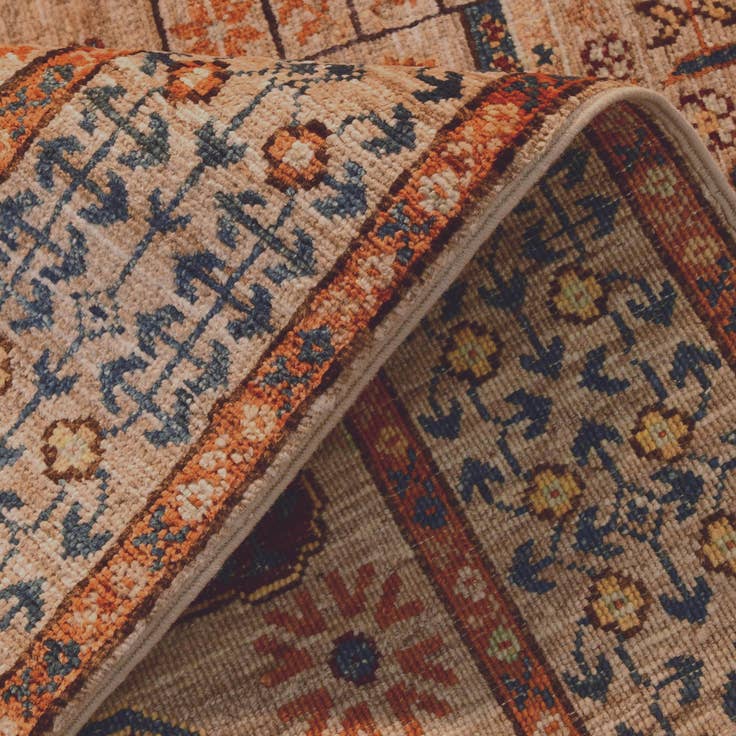Detail image of 3' 4 x 5' Hand Knotted Mamluk Ziegler Rug