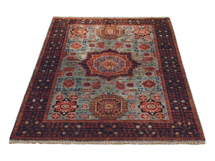Detail image of 3' 6 x 4' 10 Hand Knotted Mamluk Ziegler Rug