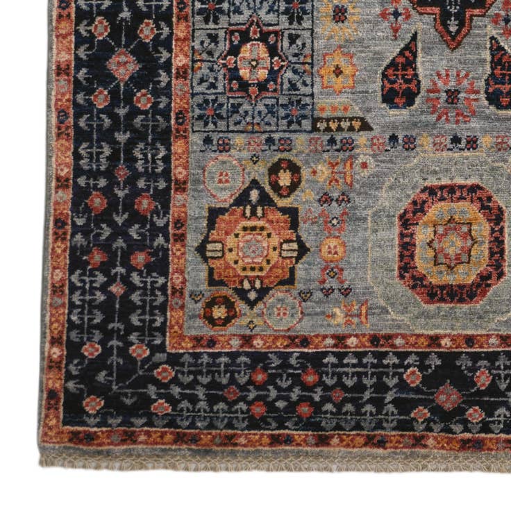Detail image of 3' 7 x 5' 5 Hand Knotted Mamluk Ziegler Rug