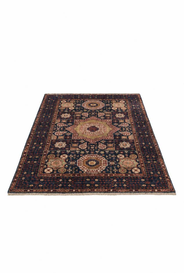 Detail image of 4' x 5' 10 Hand Knotted Mamluk Ziegler Rug