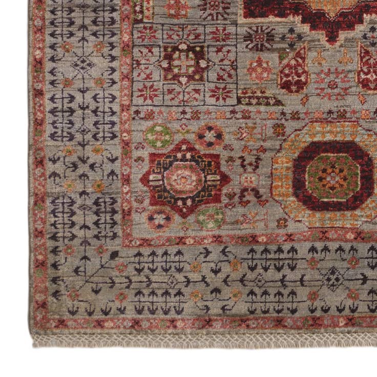 Detail image of 3' 5 x 4' 11 Hand Knotted Mamluk Ziegler Rug