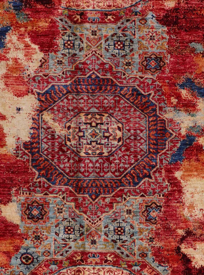 Detail image of 4' 4 x 6' 3 Hand Knotted Mamluk Ziegler Rug