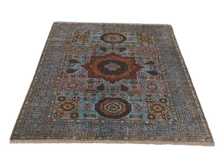 Detail image of 4' 2 x 5' 10 Hand Knotted Mamluk Ziegler Rug