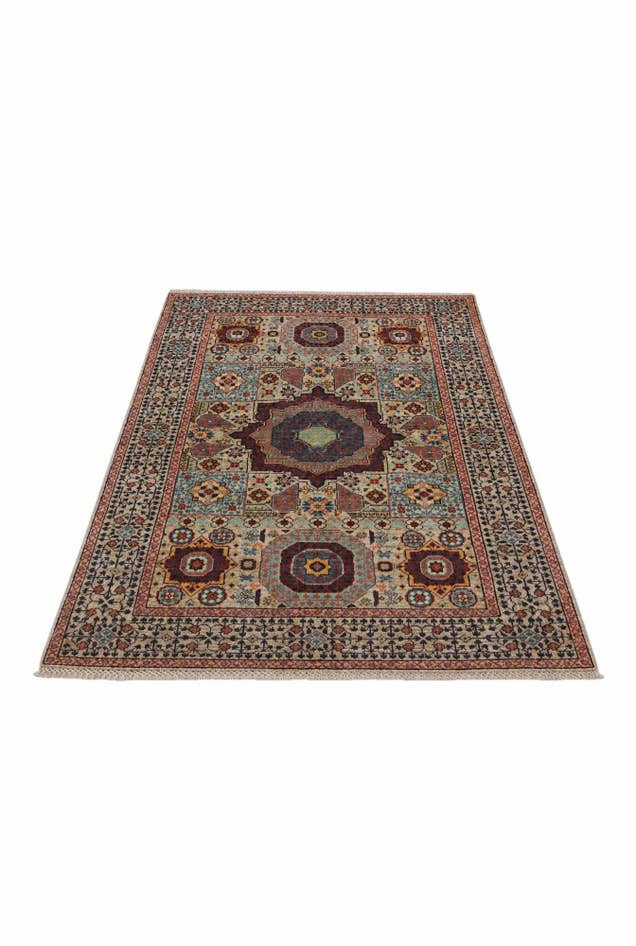 Detail image of 3' 6 x 5' 5 Hand Knotted Mamluk Ziegler Rug