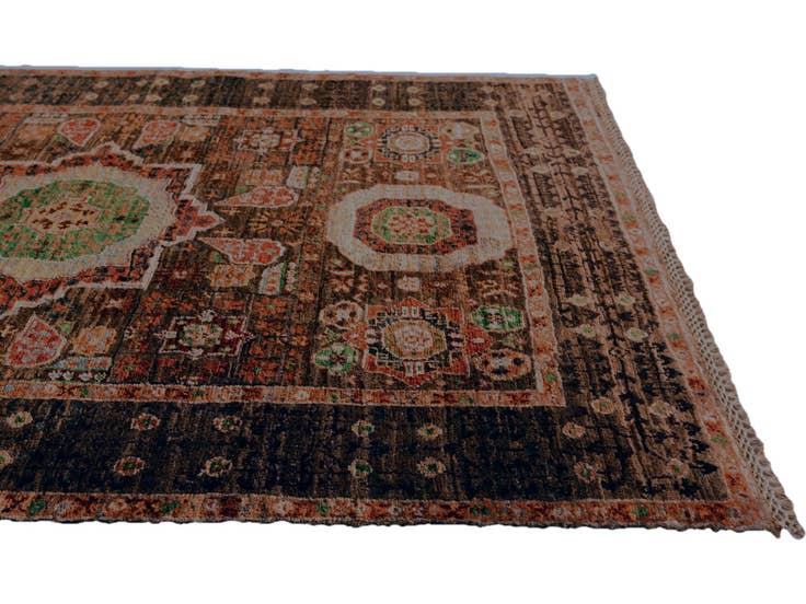 Detail image of 3' 5 x 4' 9 Hand Knotted Mamluk Ziegler Rug