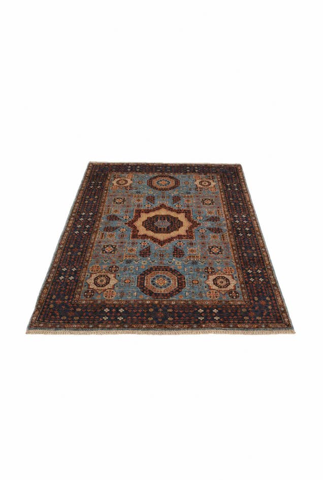Detail image of 4' 2 x 6' 3 Hand Knotted Mamluk Ziegler Rug