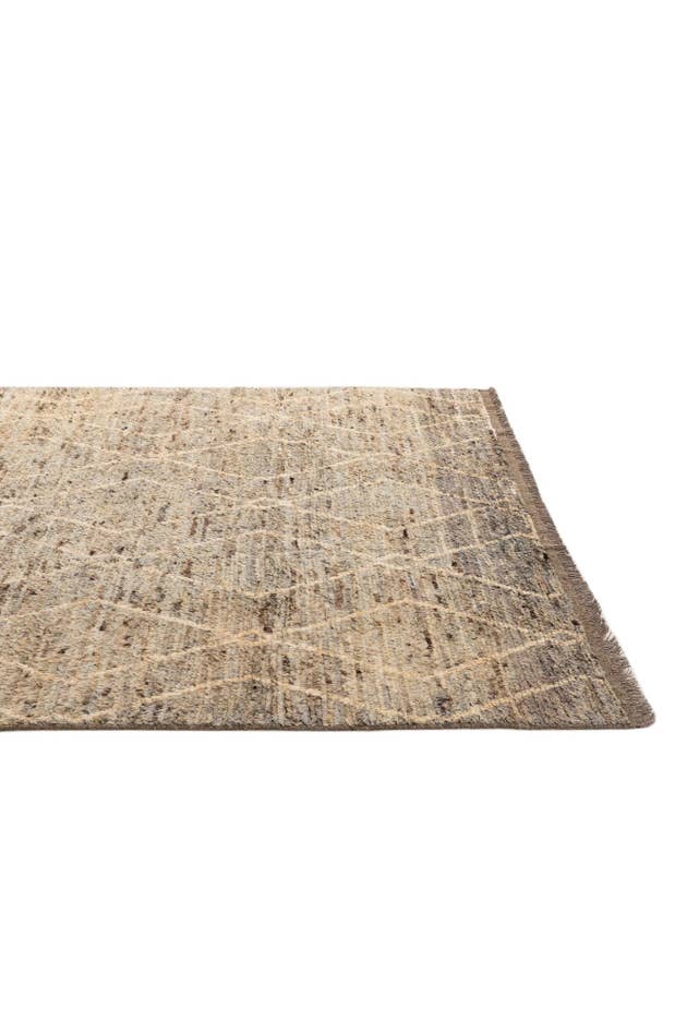 Detail image of 7' x 9' 6 Hand Knotted Moroccan Wool Rug