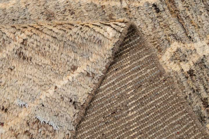 7' x 9' 6 Hand Knotted Moroccan Wool Rug