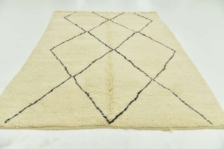 7' 2 x 10' Hand Knotted Moroccan Wool Rug
