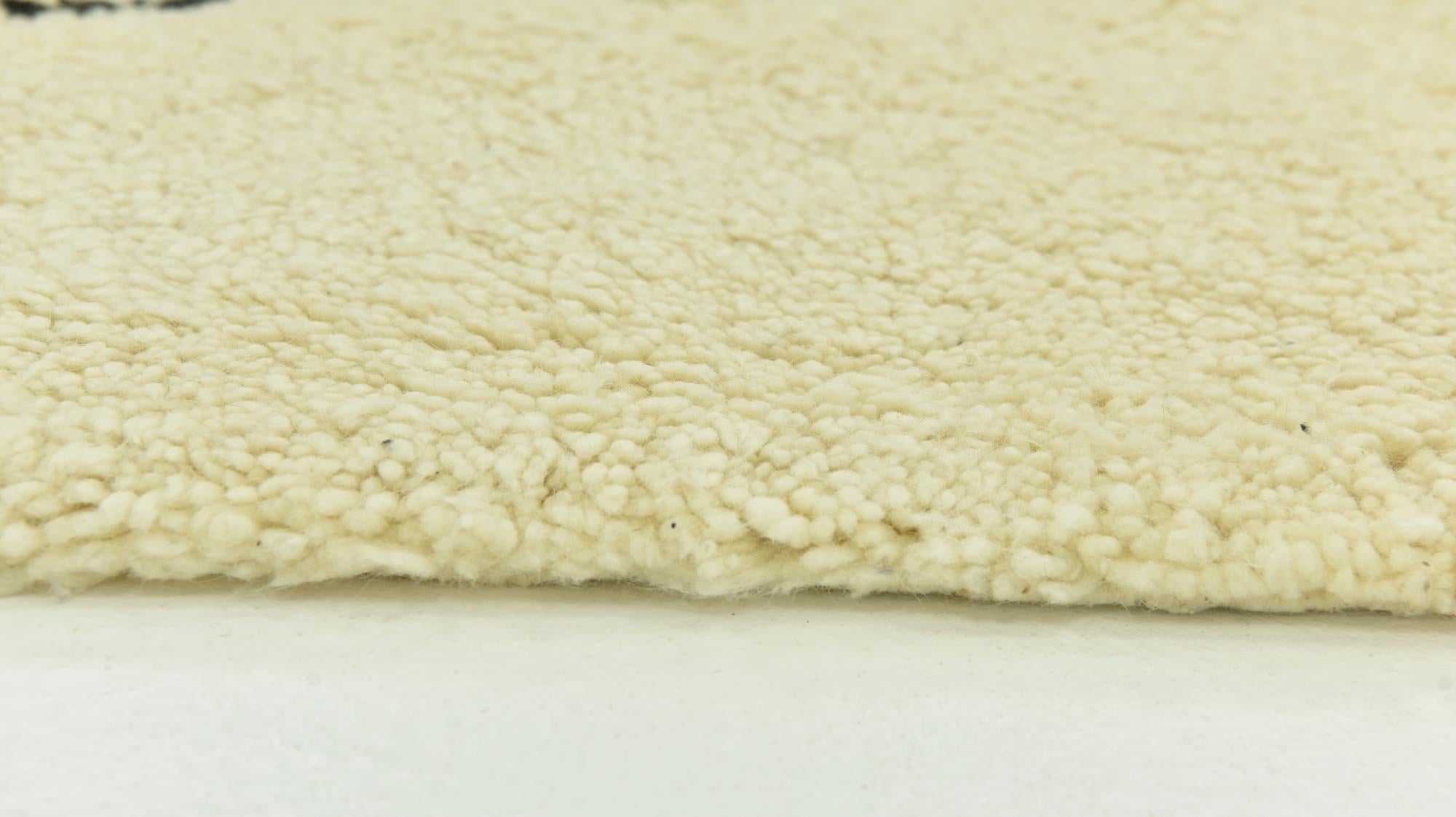 7' 2 x 10' Hand Knotted Moroccan Wool Rug