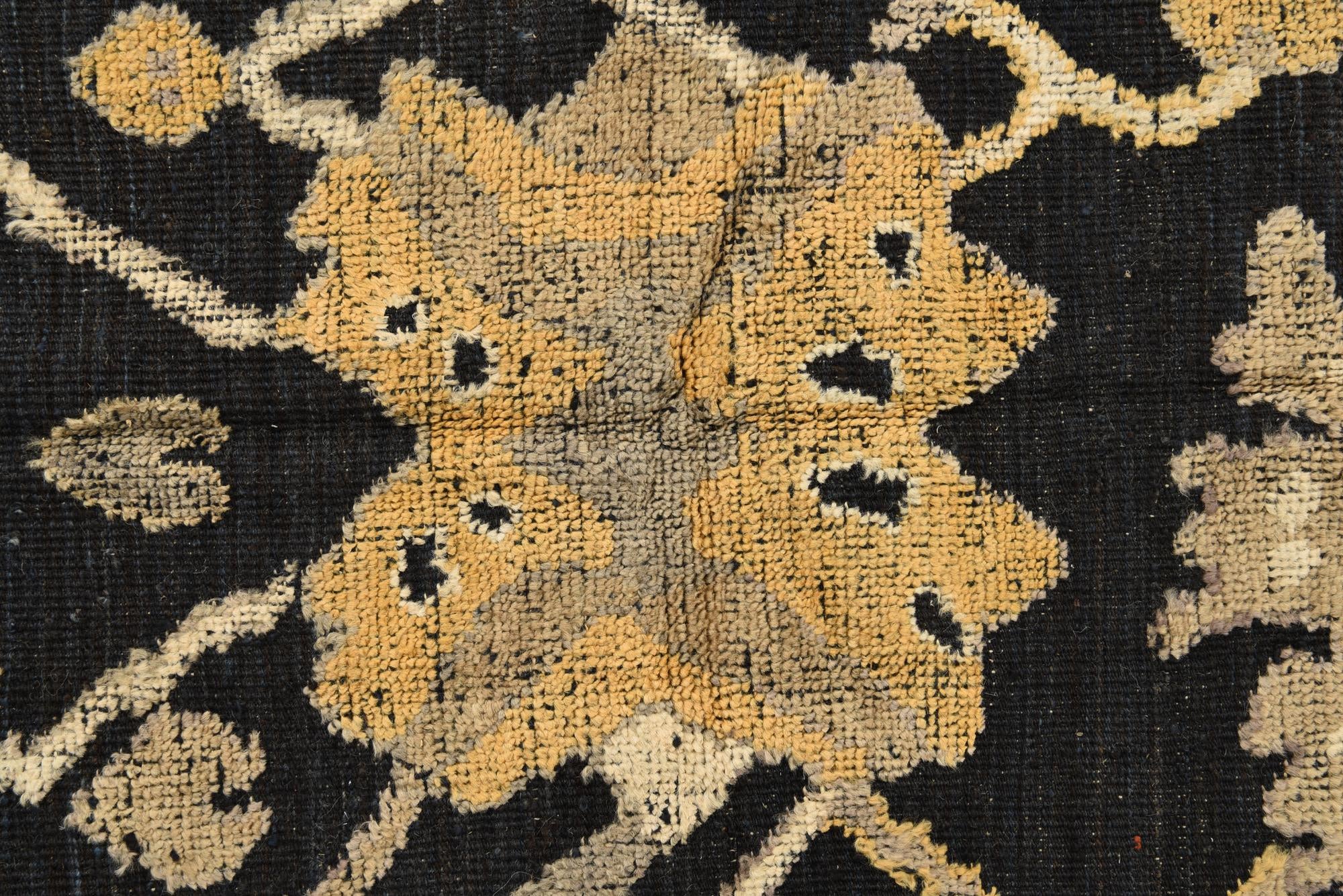 9' 3 x 12' 4 Hand Knotted Oushak Wool Rug