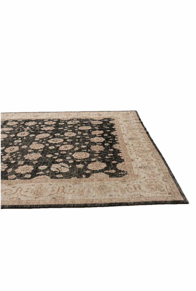 Detail image of 8' 2 x 9' 10 Hand Knotted Pershawar Ziegler Rug