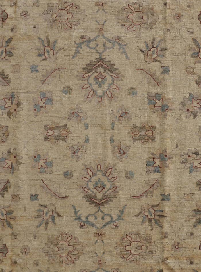 Detail image of 8' 4 x 11' 3 Hand Knotted Peshawar Ziegler Rug