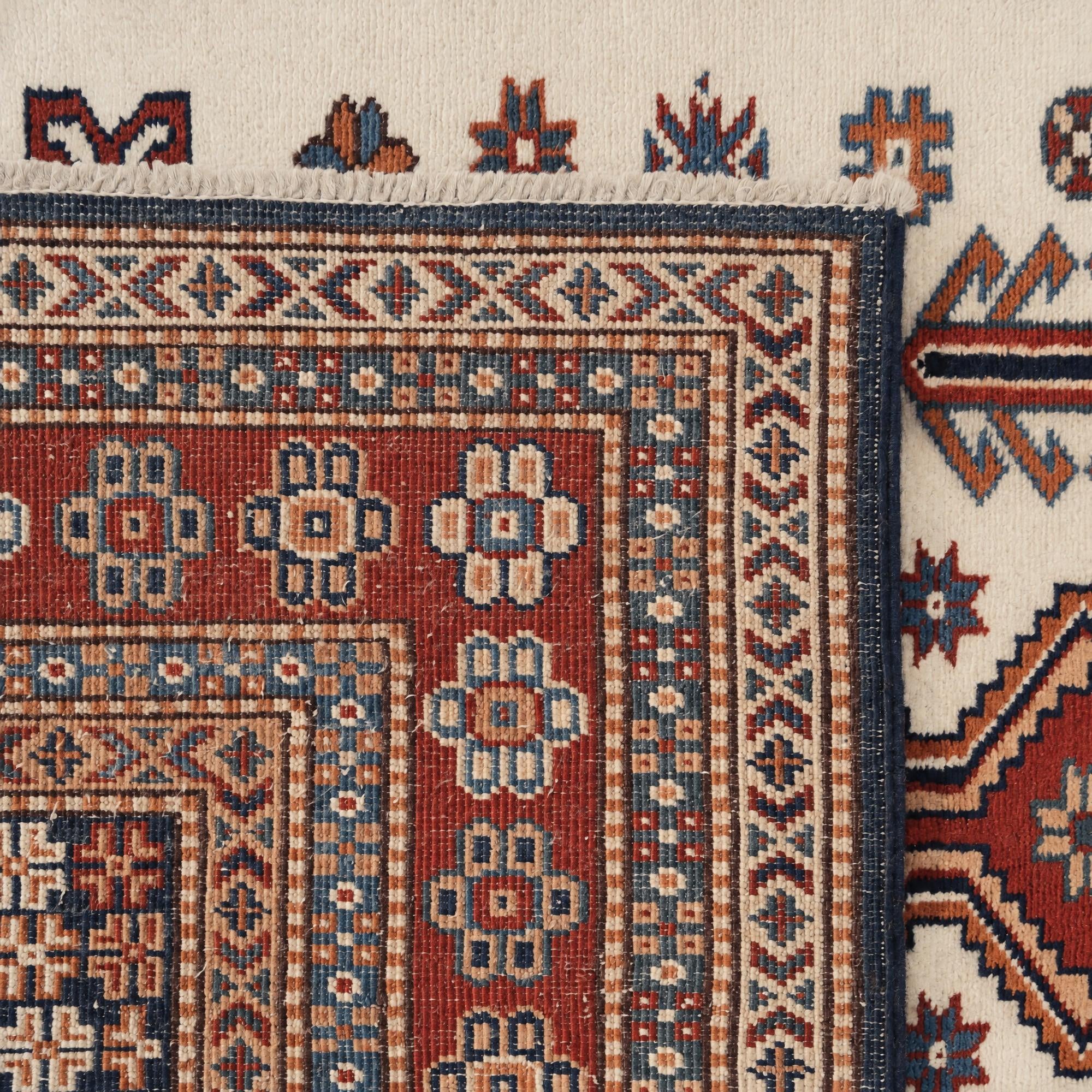 125cm x 175cm Hand Knotted Shirvan Rug
