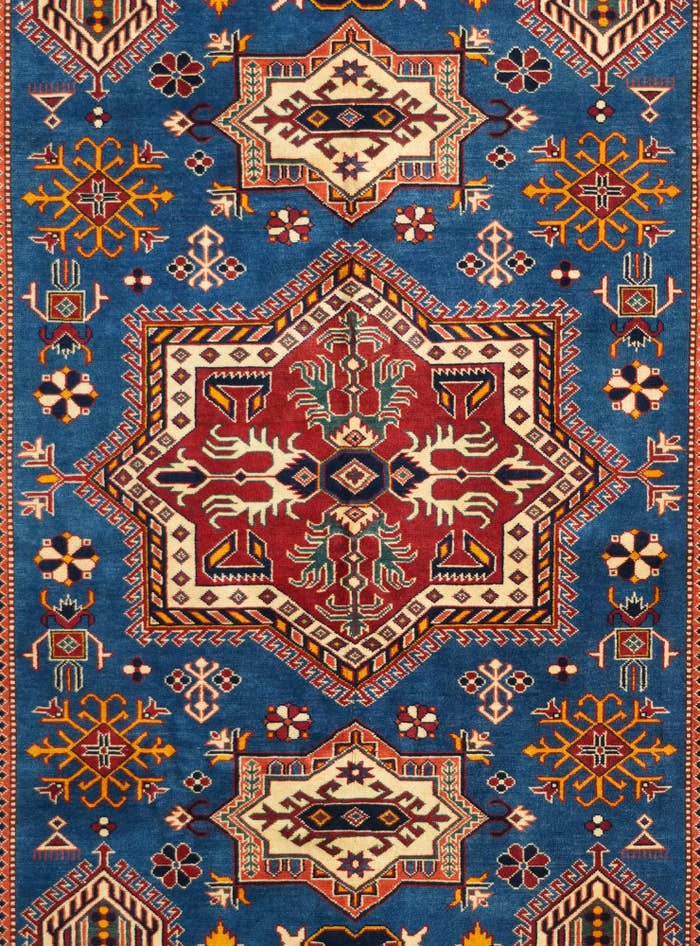 Detail image of 5' 10 x 8' 2 Hand Knotted Shirvan Rug