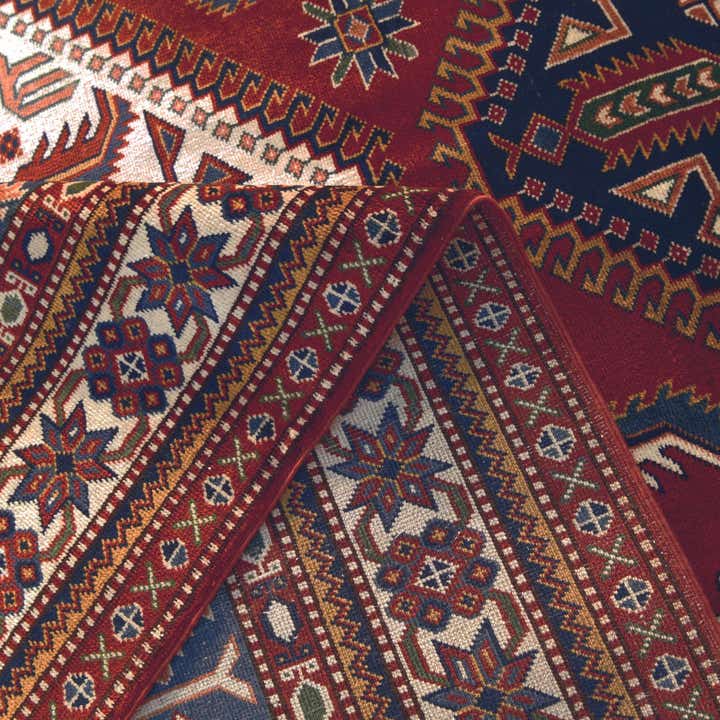 6' 11 x 10' 1 Hand Knotted Shirvan Rug