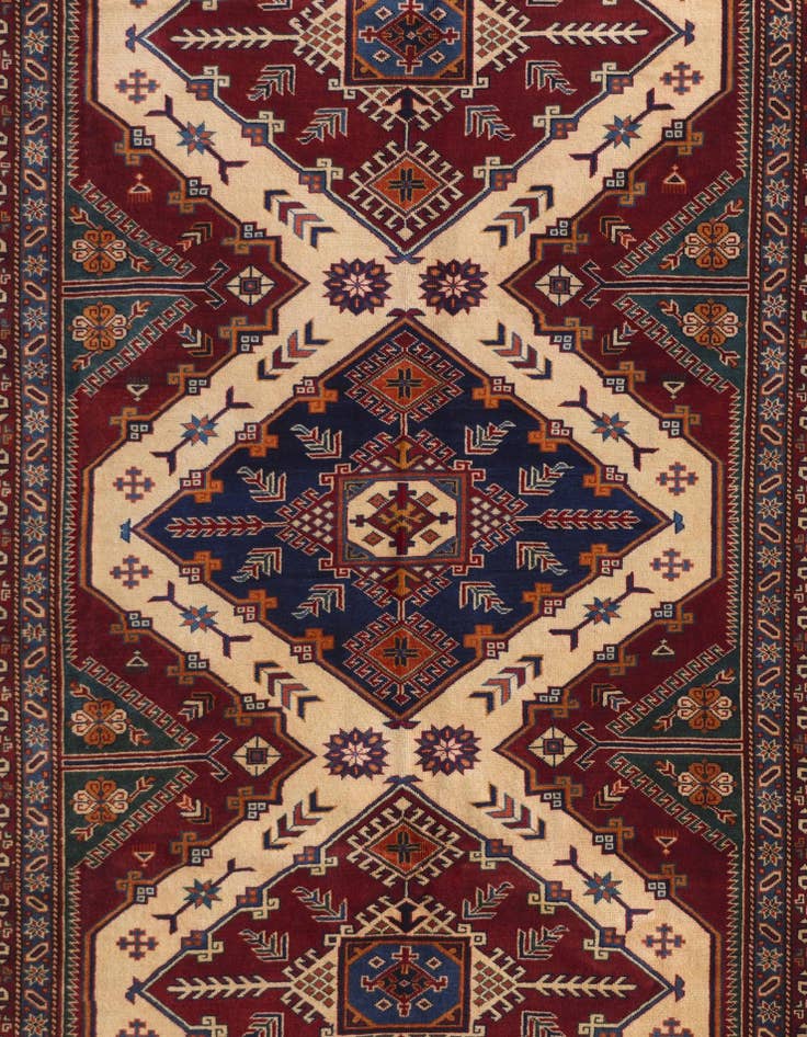 Detail image of 6' x 9' 8 Hand Knotted Shirvan Rug
