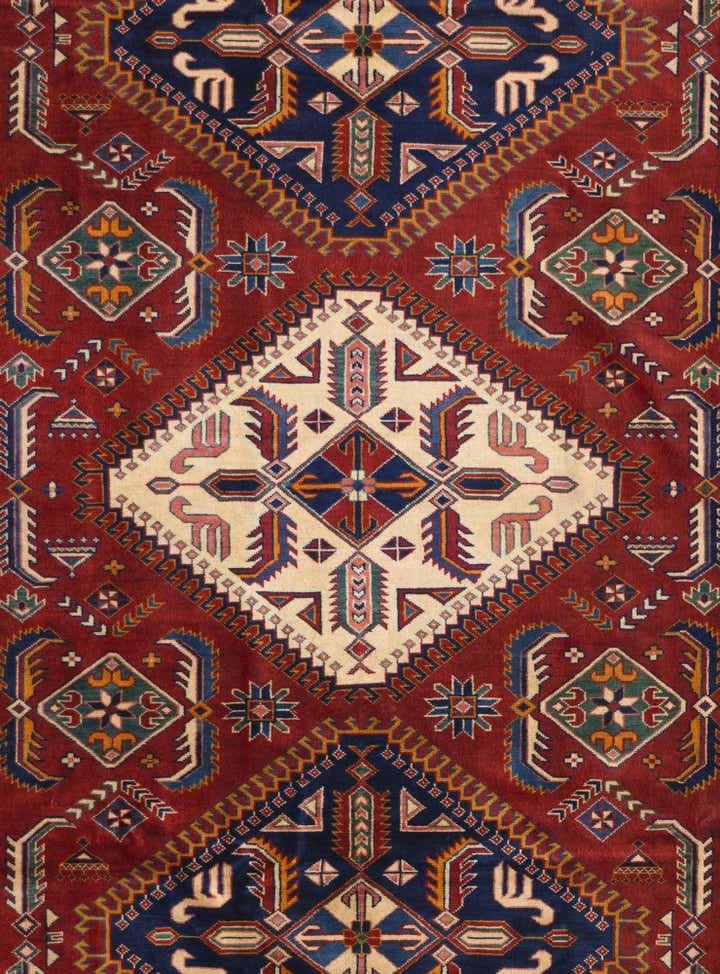 6' 9 x 9' 9 Hand Knotted Shirvan Rug