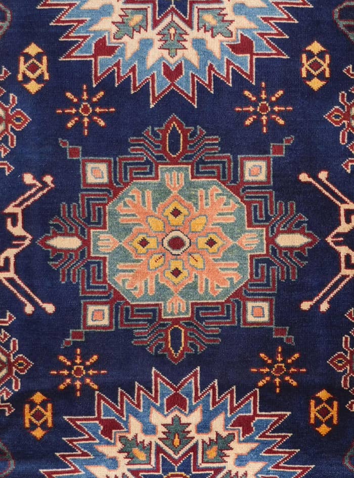 Detail image of 7' 1 x 11' 6 Hand Knotted Shirvan Rug