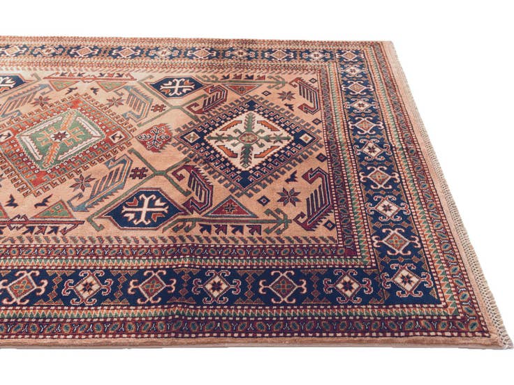 Detail image of 4' 9 x 6' 3 Hand Knotted Shirvan Rug