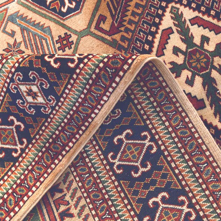 4' 9 x 6' 3 Hand Knotted Shirvan Rug