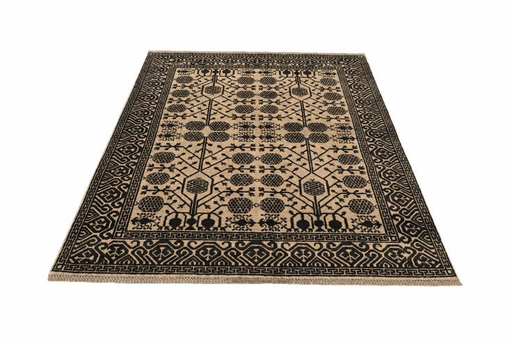 Detail image of 5' x 6' 6 Hand Knotted Ziegler Modern Rug