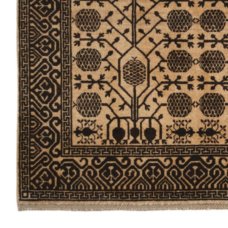 Detail image of 5' x 6' 6 Hand Knotted Ziegler Modern Rug