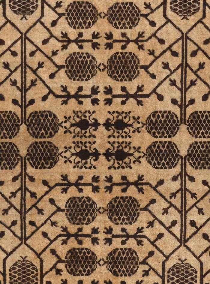 Detail image of 5' x 6' 6 Hand Knotted Ziegler Modern Rug