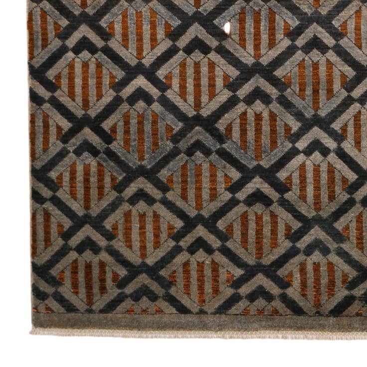 Detail image of 5' x 6' 4 Hand Knotted Ziegler Modern Rug