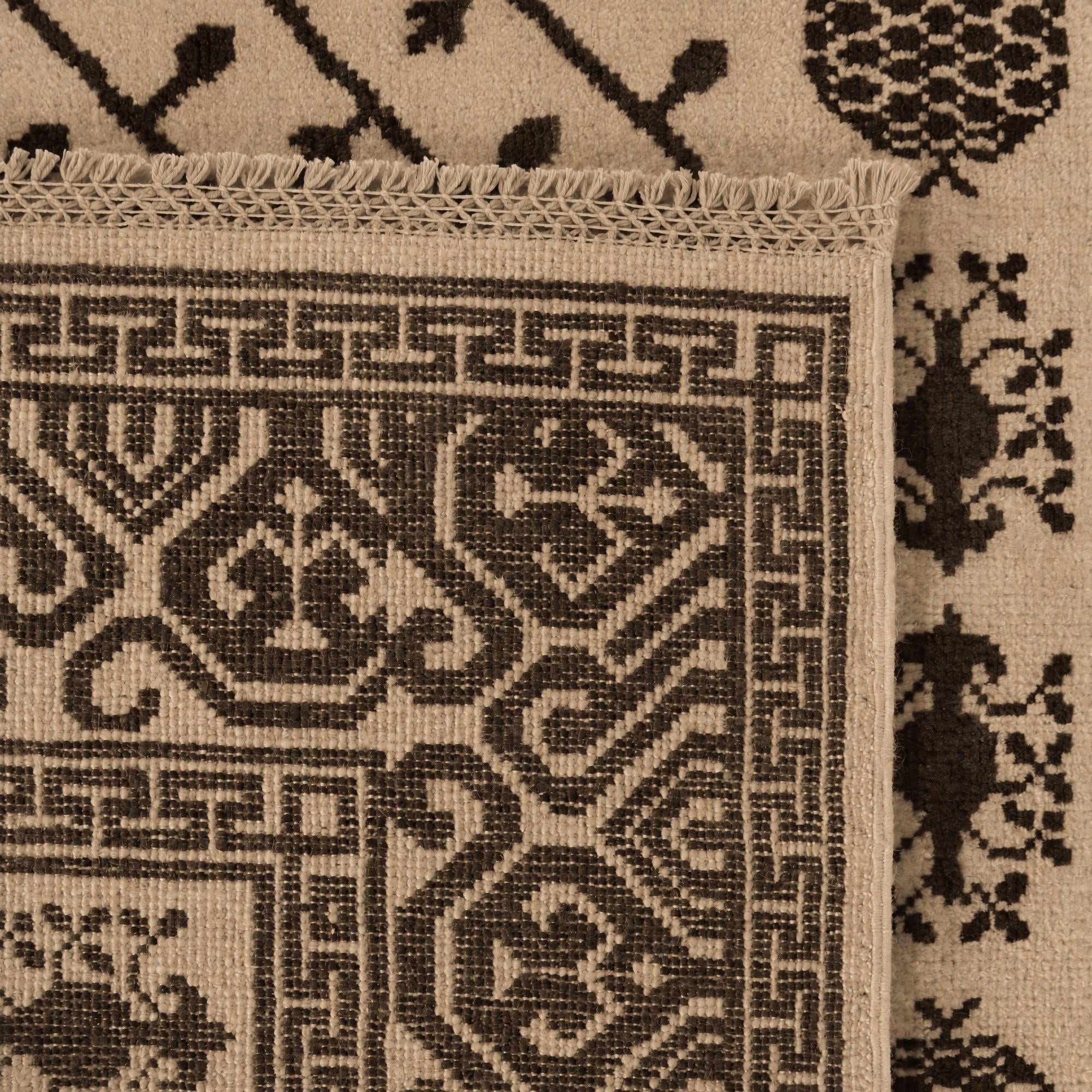 155cm x 200cm Hand Knotted Ziegler Modern Rug