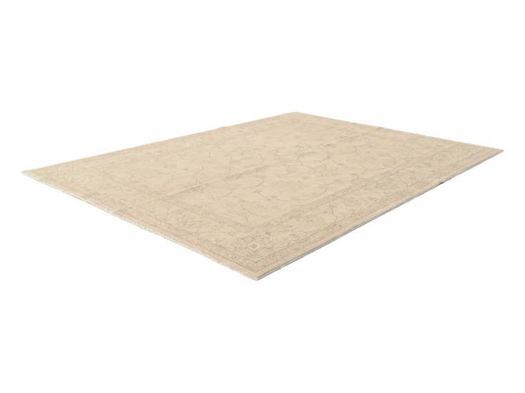 Detail image of 4' 9 x 6' 5 Hand Knotted Ziegler Rug
