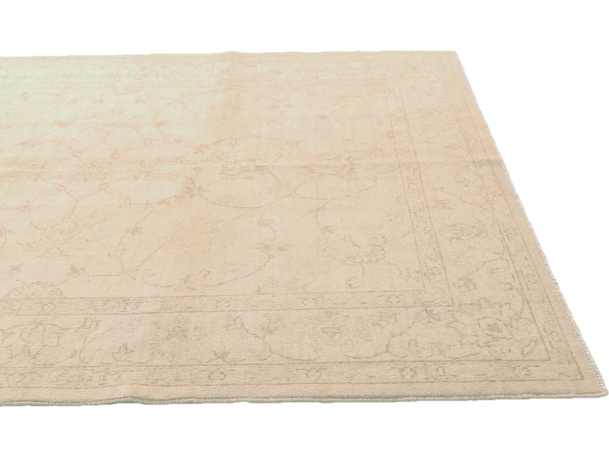 4' 9 x 6' 5 Hand Knotted Ziegler Rug