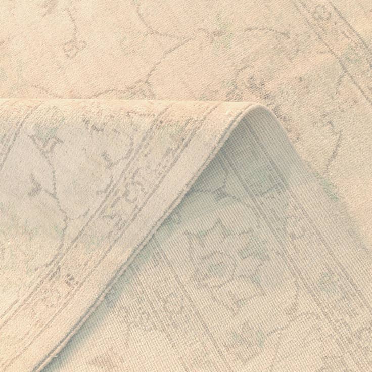 Detail image of 4' 9 x 6' 5 Hand Knotted Ziegler Rug