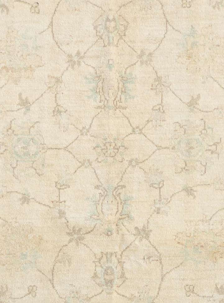 4' 9 x 6' 5 Hand Knotted Ziegler Rug