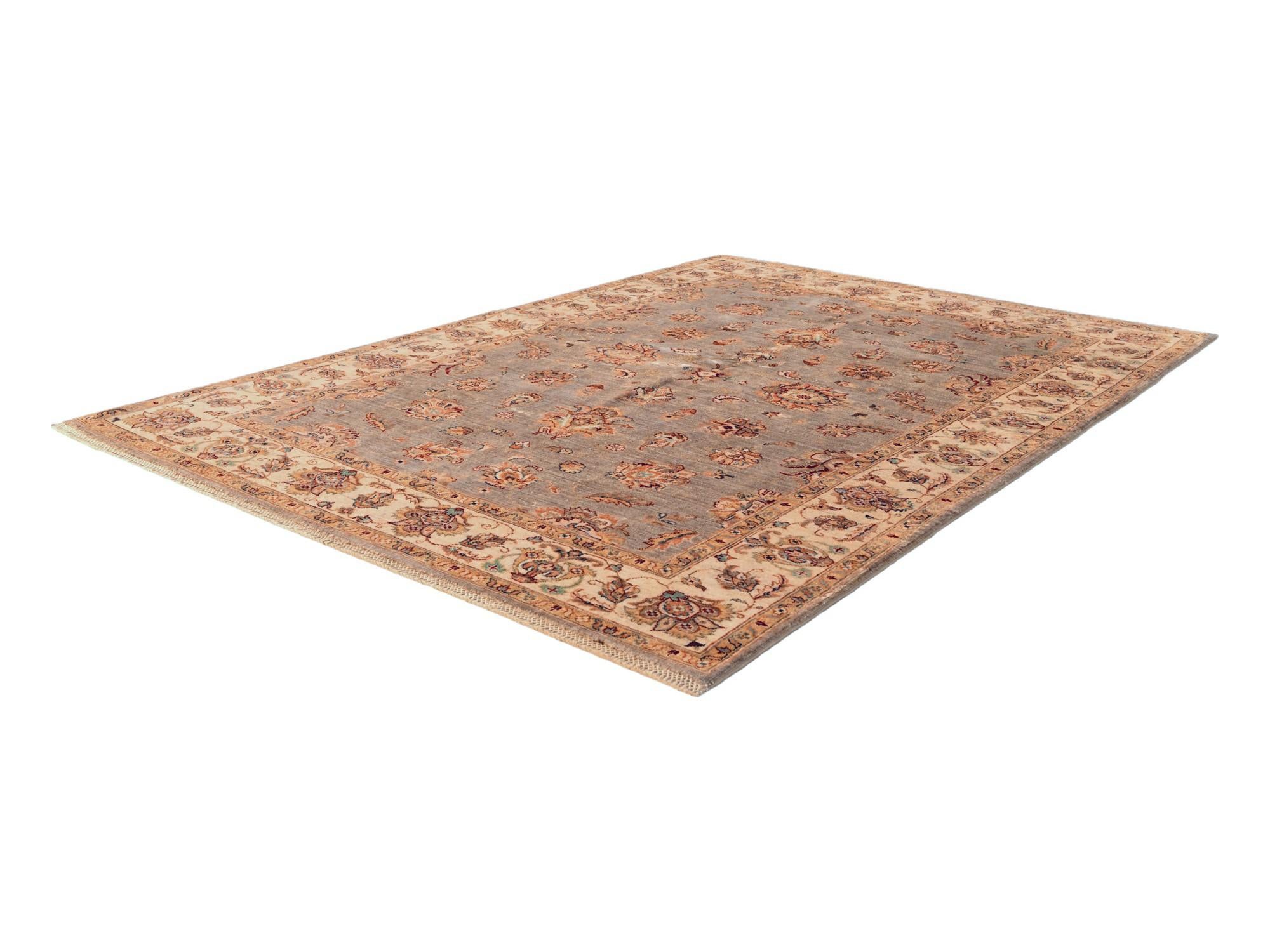 5' 9 x 7' 10 Hand Knotted Ziegler Rug