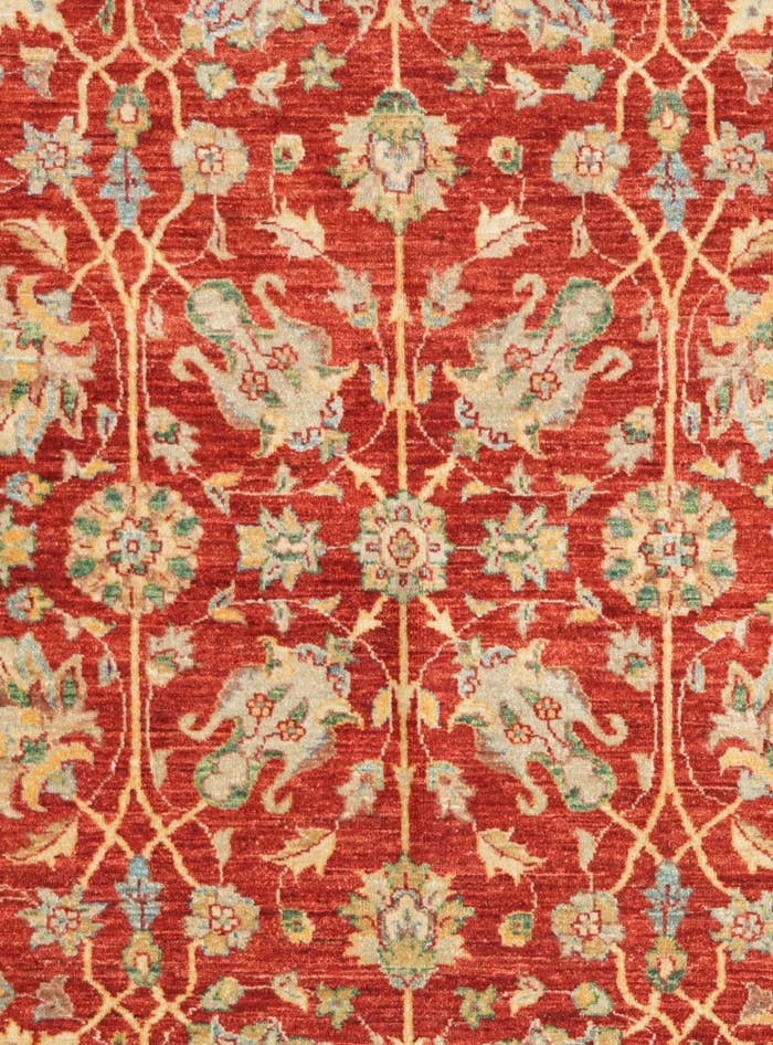 Detail image of 5' 7 x 6' 11 Hand Knotted Ziegler Rug