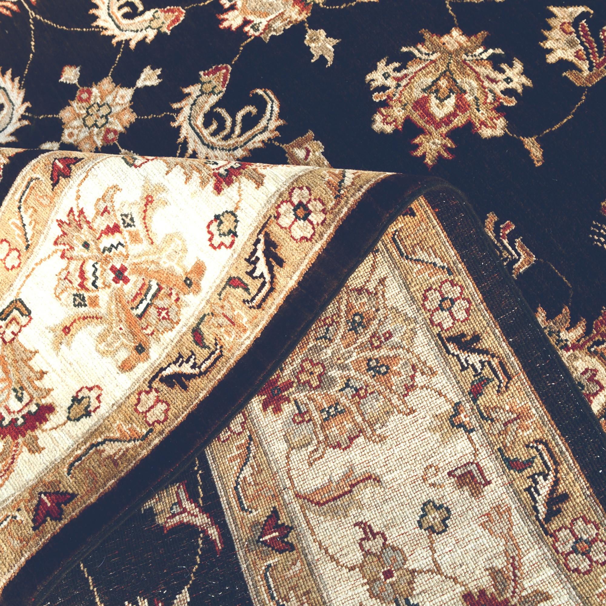 6' 9 x 10' 2 Hand Knotted Ziegler Rug
