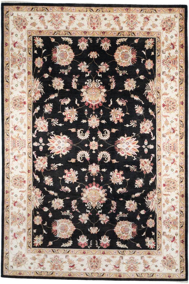 Detail image of 6' 9 x 10' 2 Hand Knotted Ziegler Rug