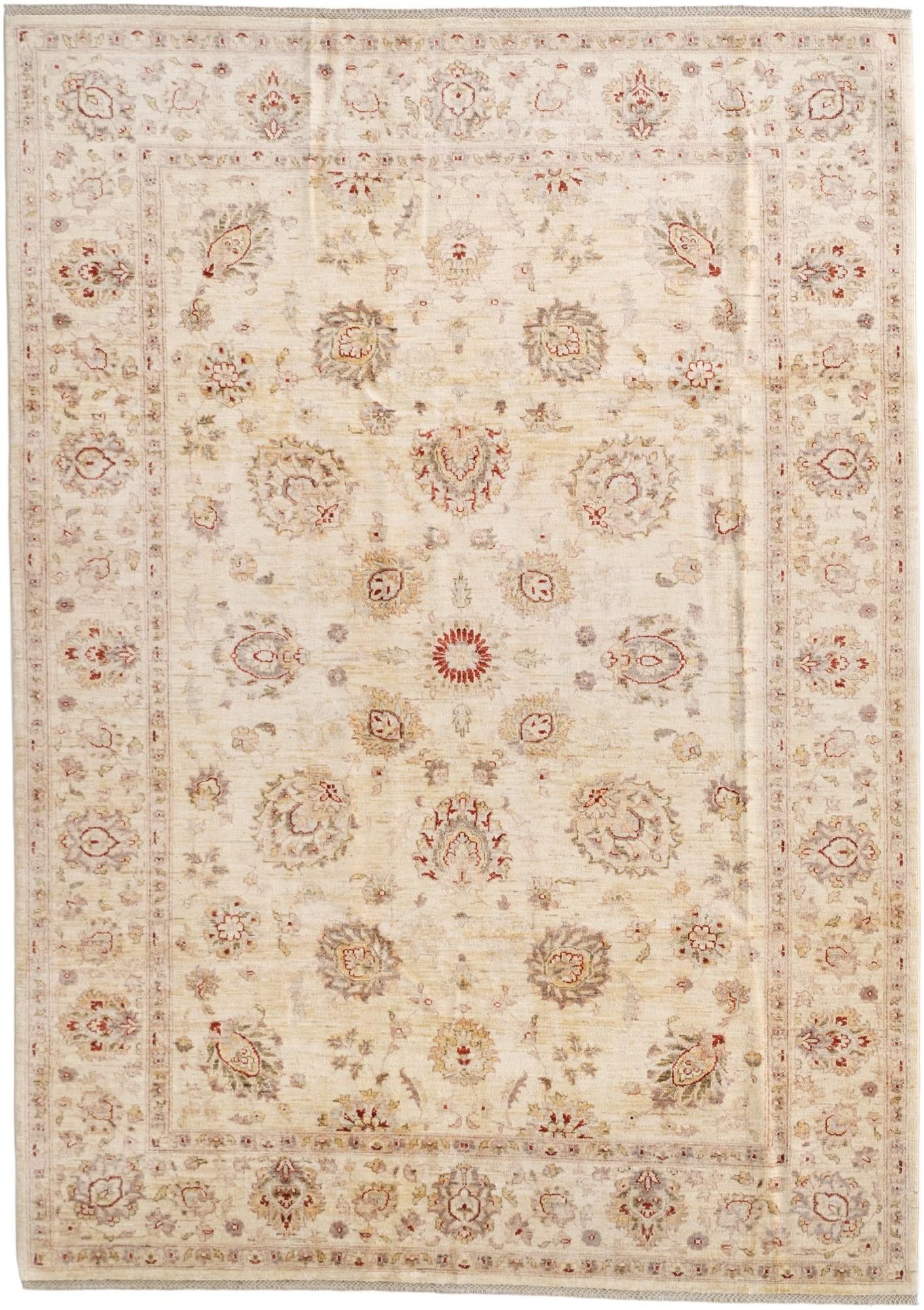 6' 11 x 9' 9 Hand Knotted Ziegler Rug