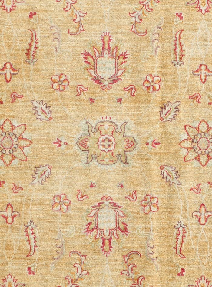 Detail image of 6' 9 x 9' 7 Hand Knotted Ziegler Rug