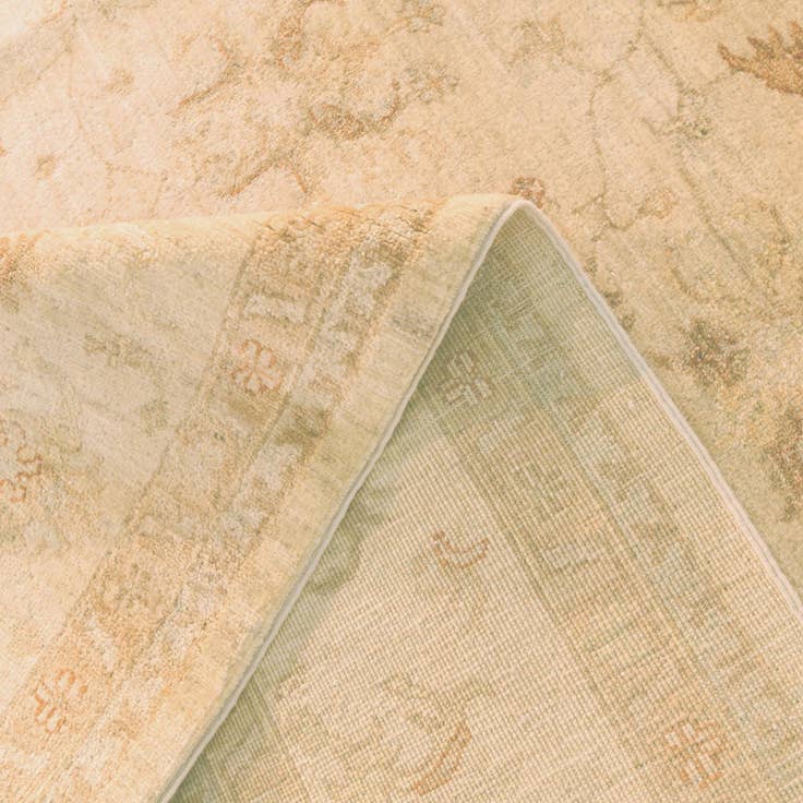 Detail image of 6' 9 x 8' 11 Hand Knotted Ziegler Rug