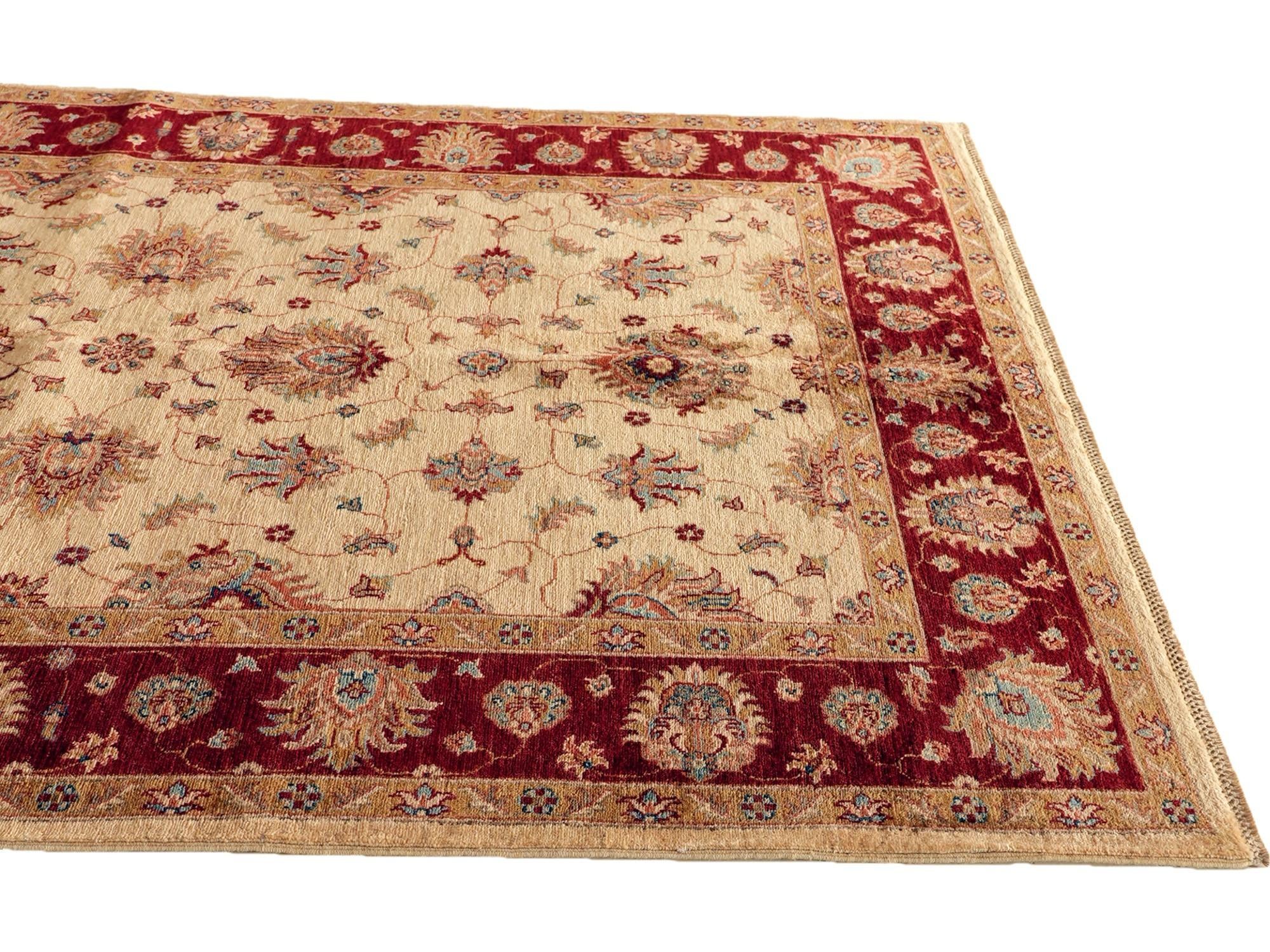 Detail image 6 of 10: 5' 8 x 8' Hand Knotted Ziegler Rug